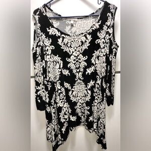 🪺Fever Brand Cold Shoulder Damask Top - Black & White Ornate Print